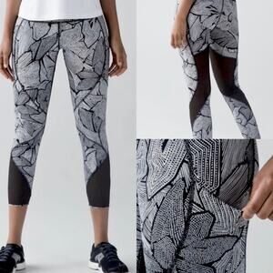 Lululemon Goal Crusher 7/8 Crop Legging Mesh Dottie Tribe Black White Size/*Read